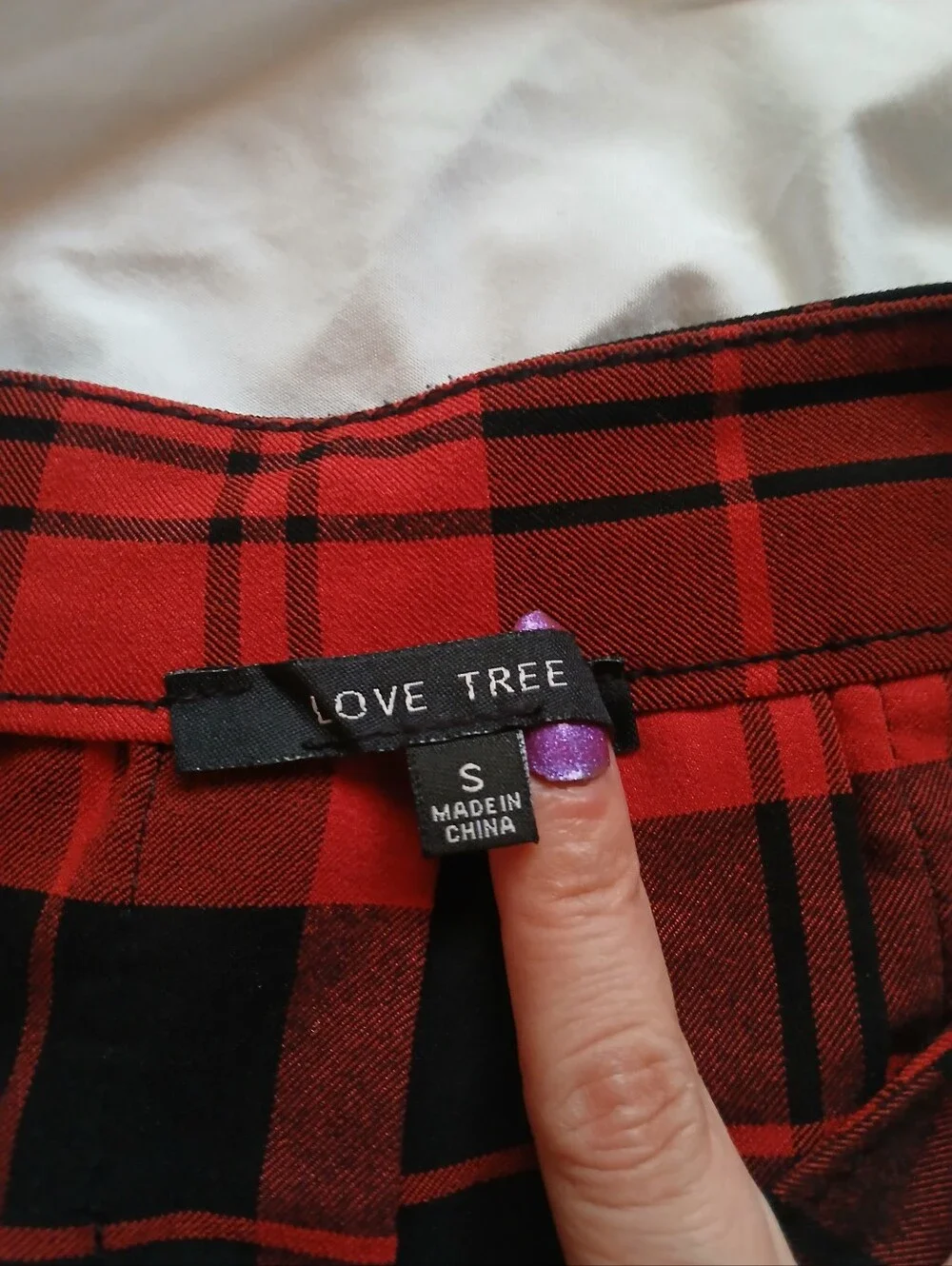 Love Tree Red and Black Plaid Pleated Skirt